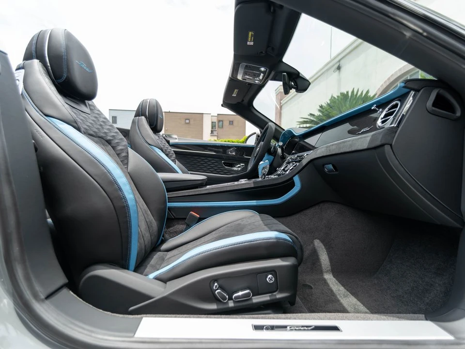 2026 Bentley Continental - Image 17 of 31