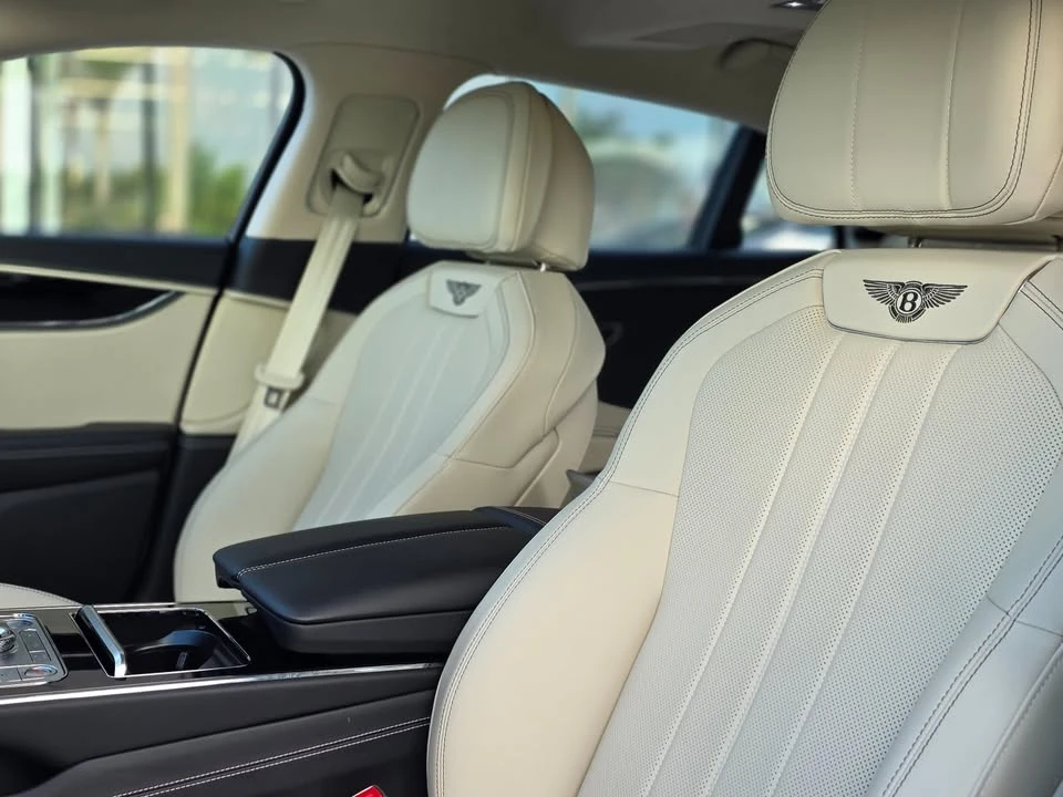 2026 Bentley Continental Flying Spur - Image 17 of 18