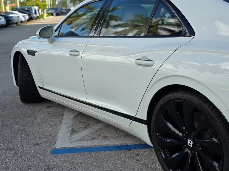 2026 Bentley Continental Flying Spur - Image 6 of 18