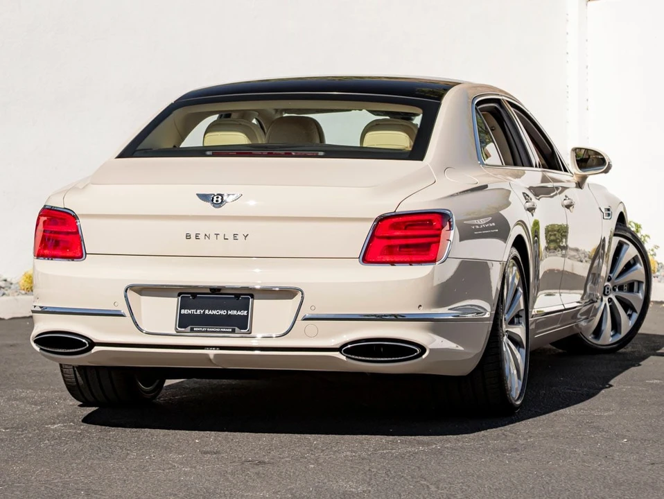 2026 Bentley Continental - Image 10 of 31