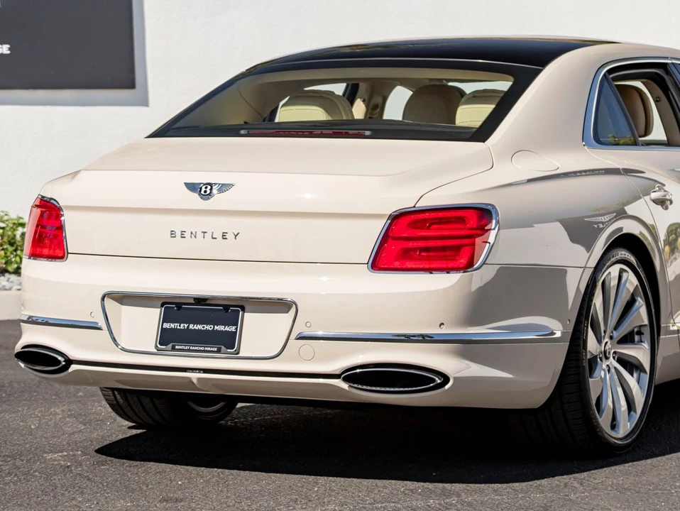 2026 Bentley Continental - Image 11 of 31