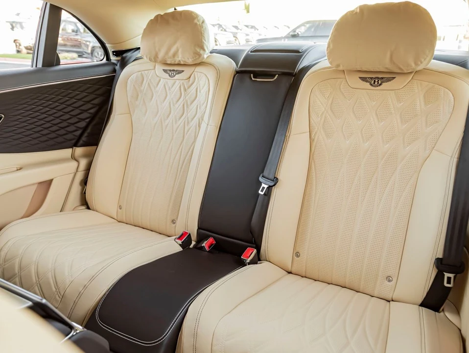 2026 Bentley Continental - Image 26 of 31