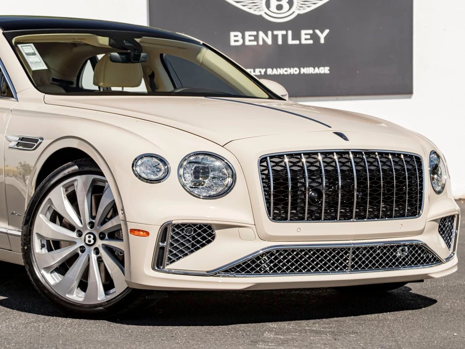 2026 Bentley Continental - Image 8 of 31