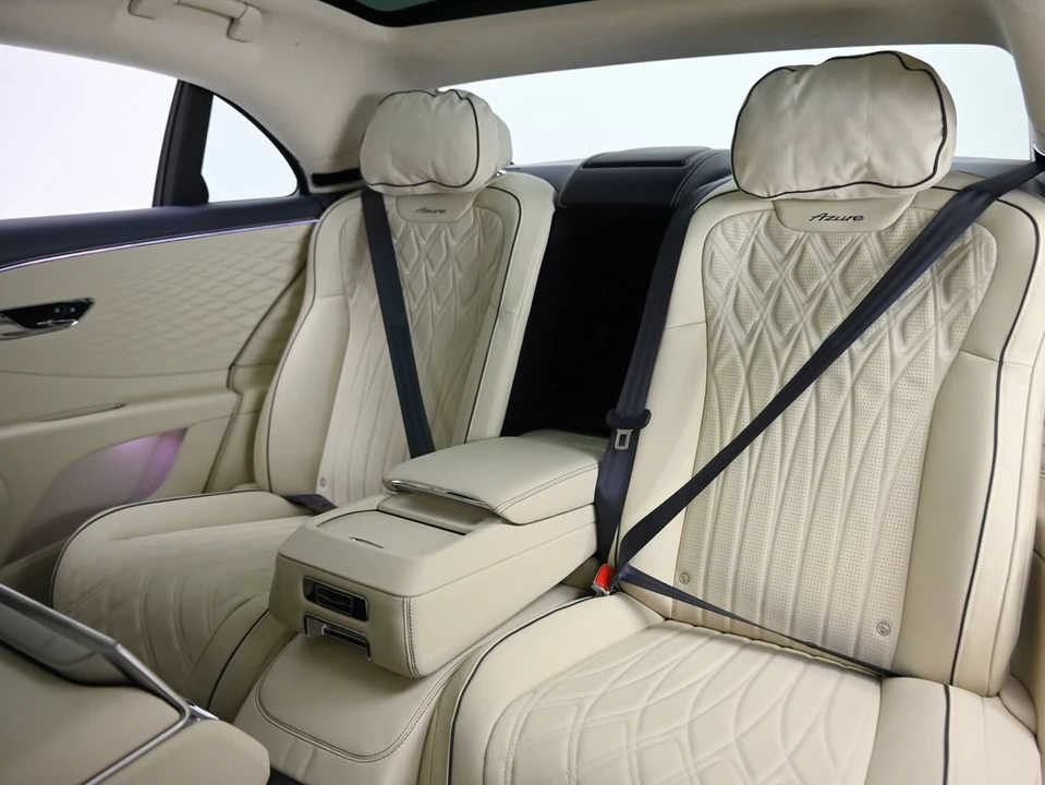 2026 Bentley Continental Flying Spur - Image 13 of 31