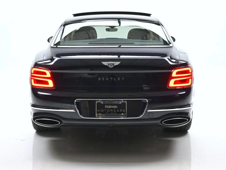 2026 Bentley Continental Flying Spur - Image 5 of 31