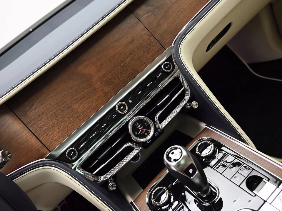 2026 Bentley Continental Flying Spur - Image 23 of 31