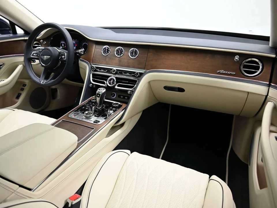2026 Bentley Continental Flying Spur - Image 21 of 31