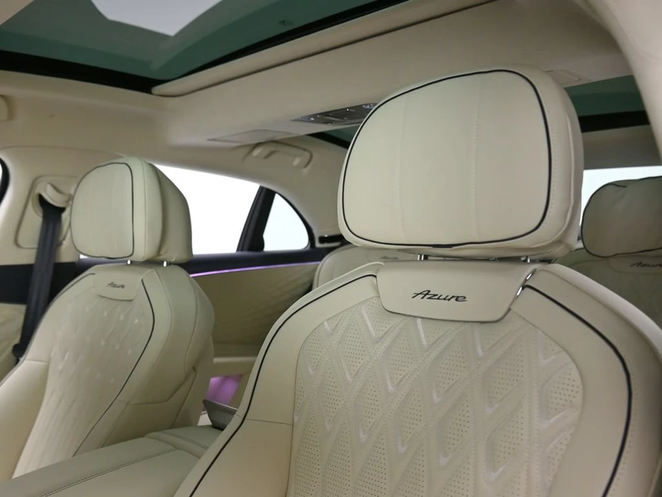 2026 Bentley Continental Flying Spur - Image 16 of 31