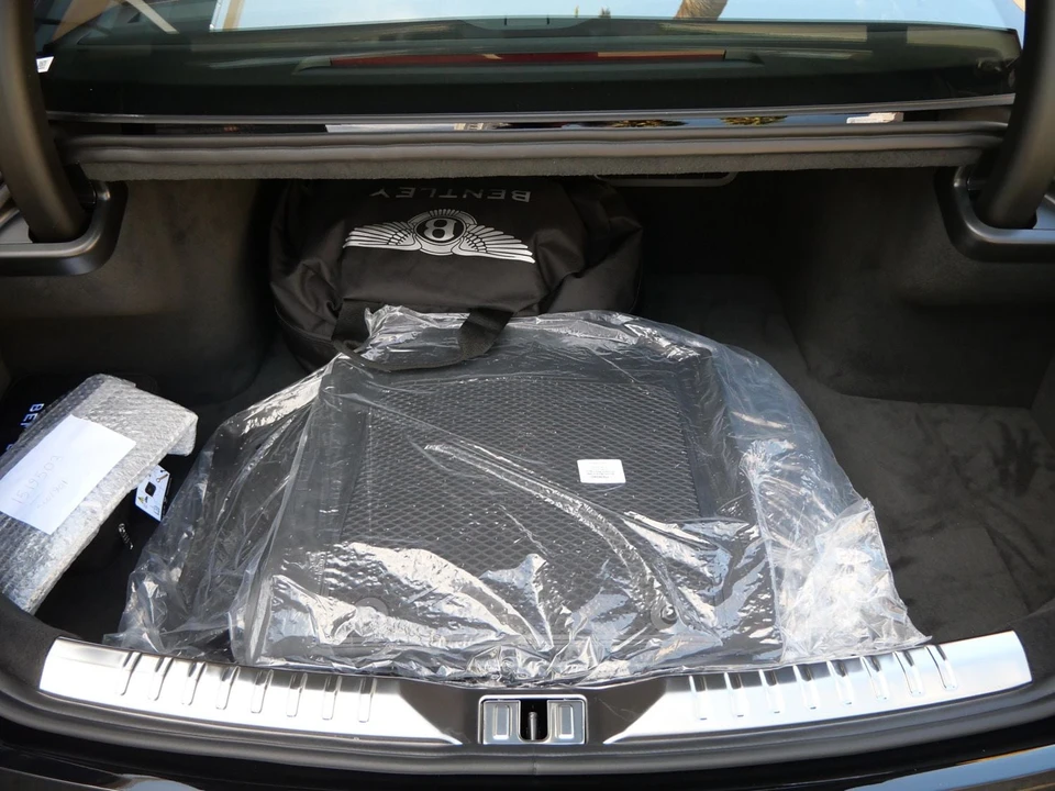 2026 Bentley - Image 24 of 29