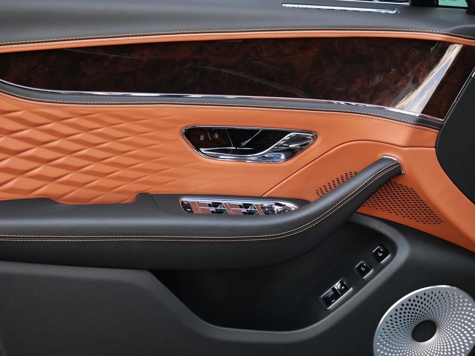 2026 Bentley - Image 15 of 29