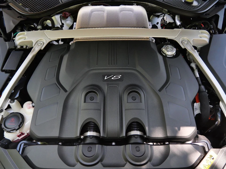 2026 Bentley Continental - Image 28 of 30