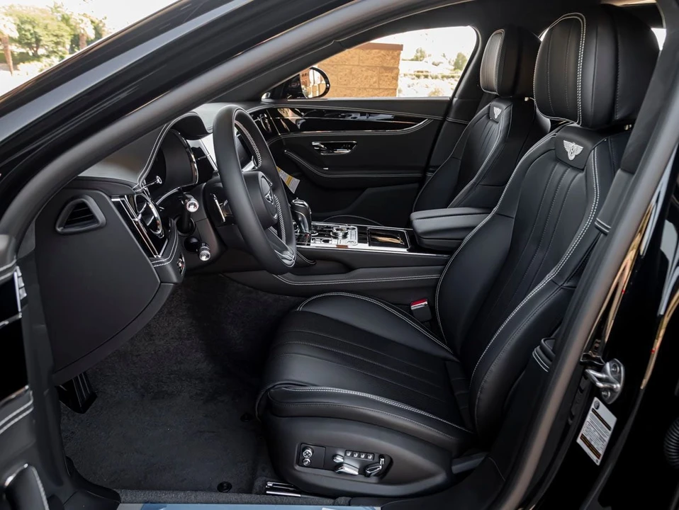 2026 Bentley Continental - Image 15 of 31