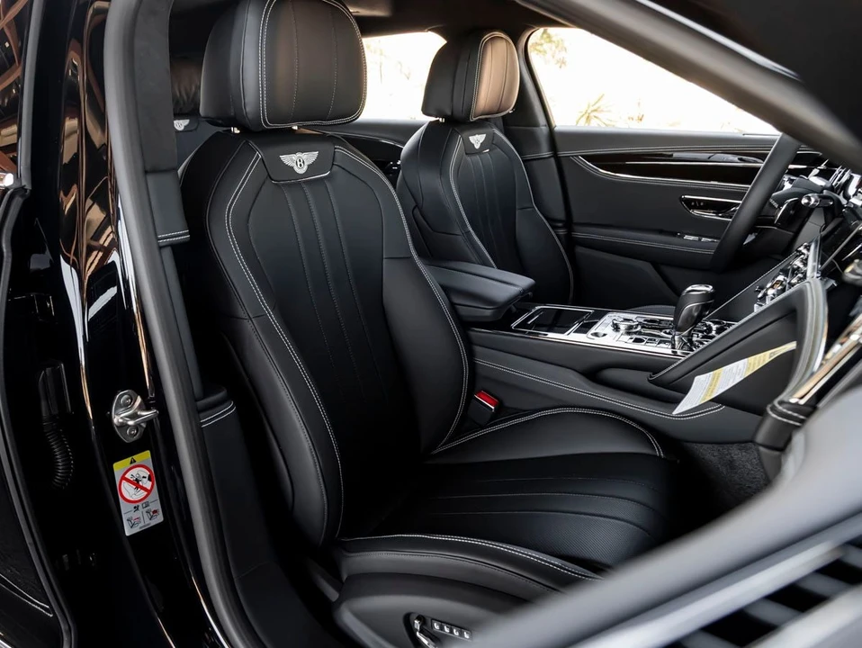 2026 Bentley Continental - Image 29 of 31