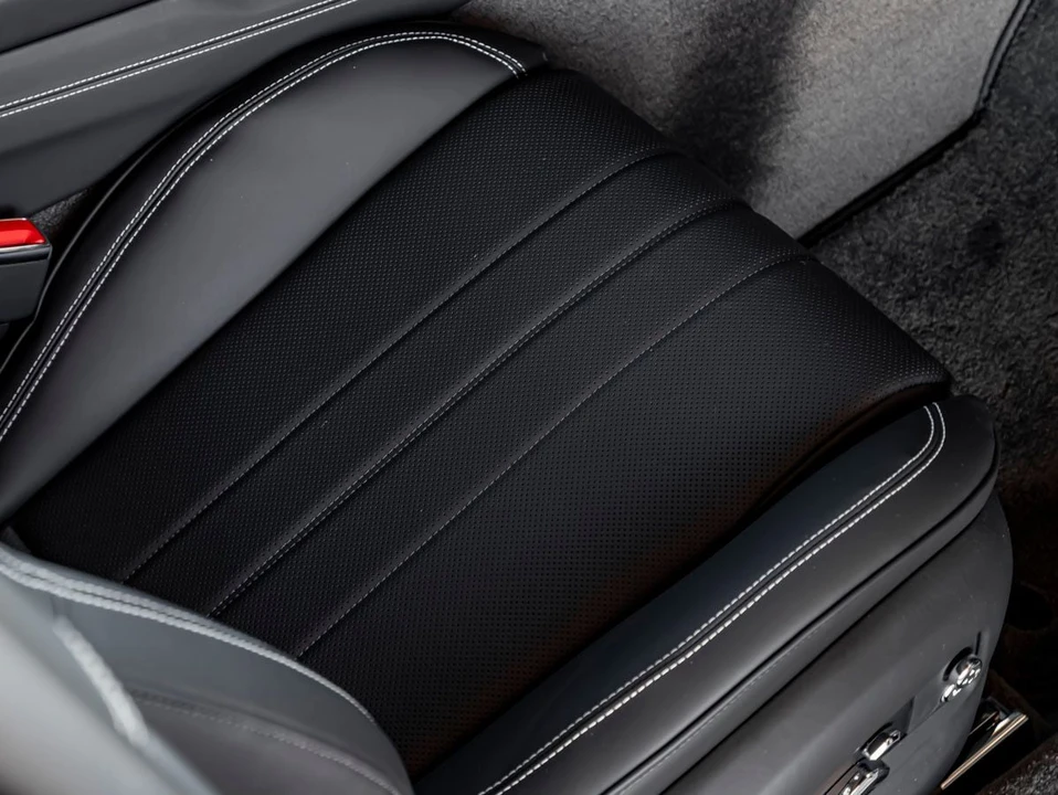 2026 Bentley Continental - Image 31 of 31