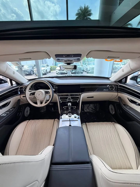2026 Bentley - Image 12 of 20