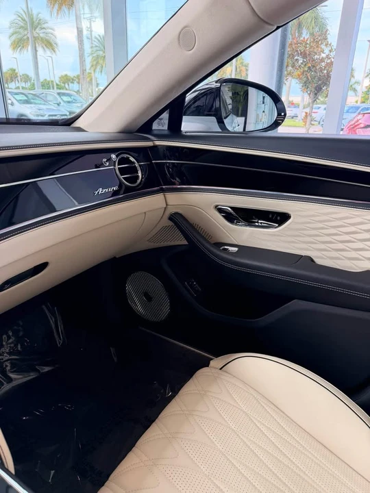 2026 Bentley - Image 19 of 20