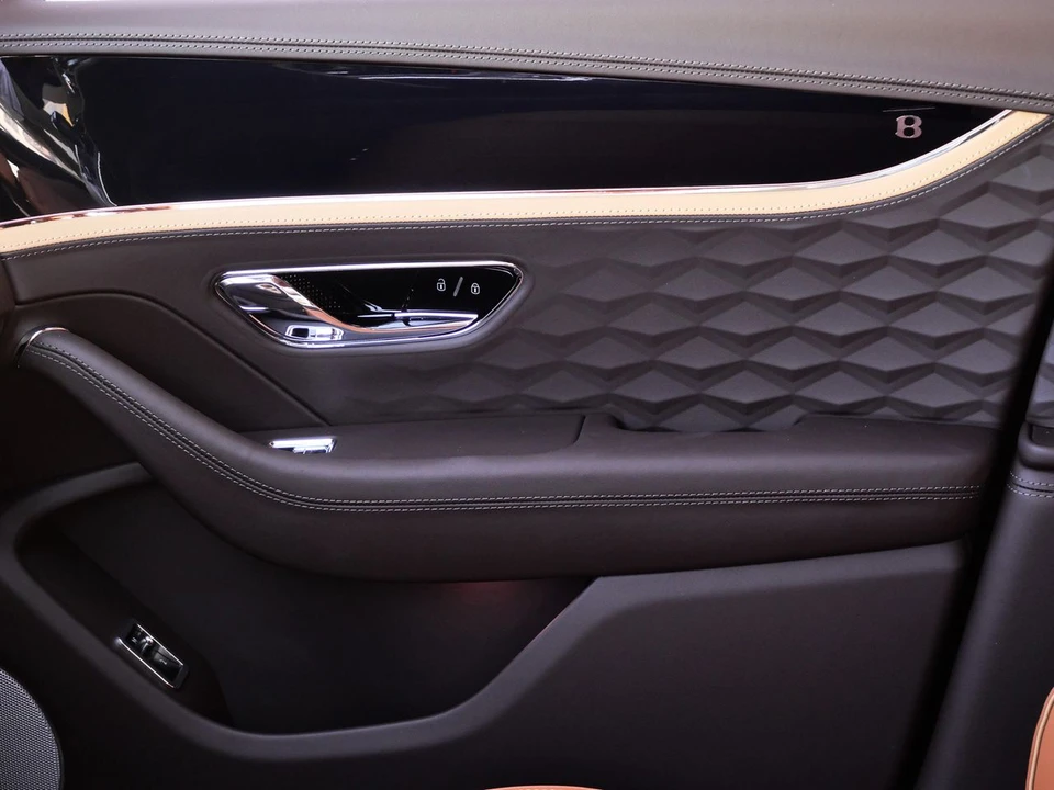 2026 Bentley Continental - Image 19 of 31