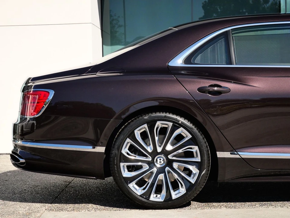 2026 Bentley Continental - Image 9 of 31