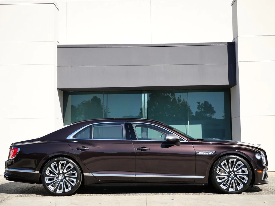 2026 Bentley Continental - Image 5 of 31