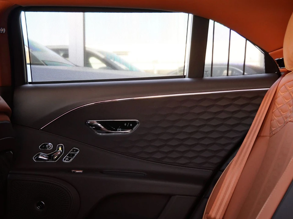 2026 Bentley Continental - Image 25 of 31