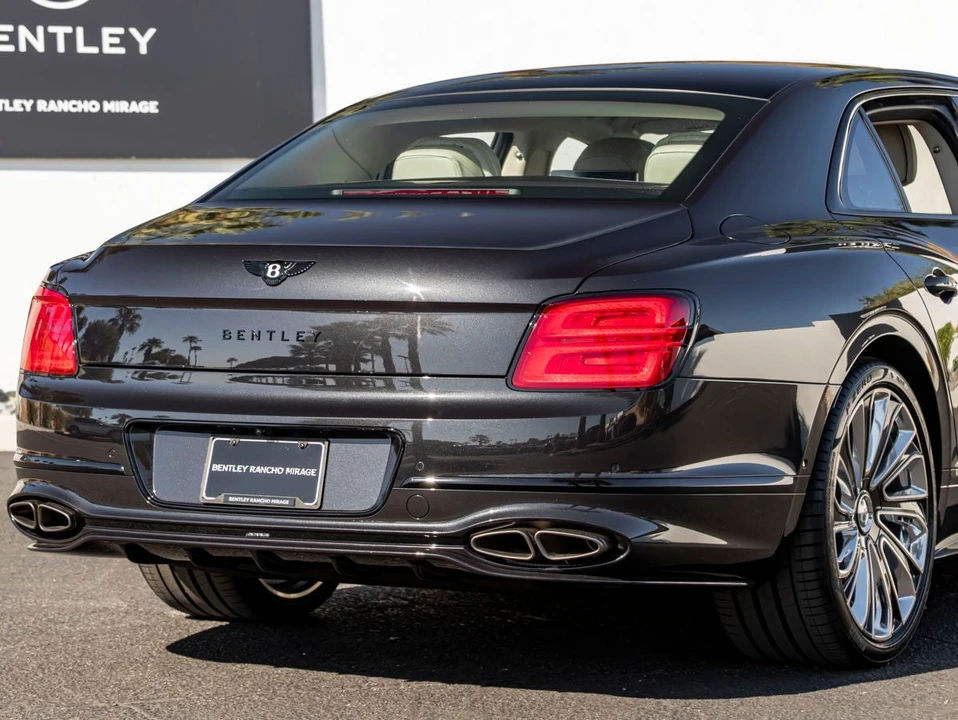 2026 Bentley Continental - Image 10 of 31
