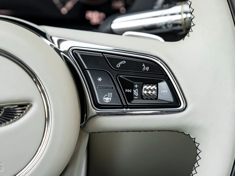 2026 Bentley Continental - Image 24 of 31