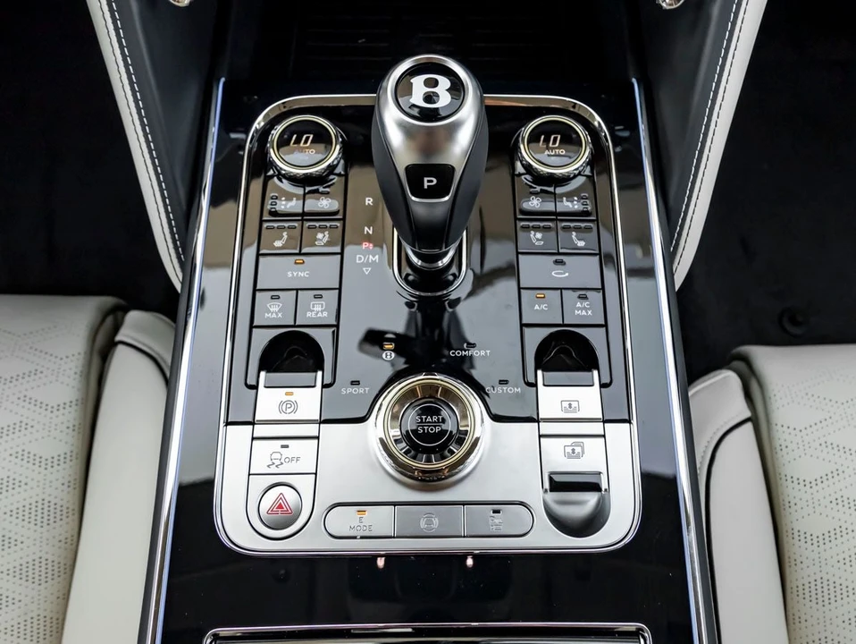 2026 Bentley Continental - Image 26 of 31