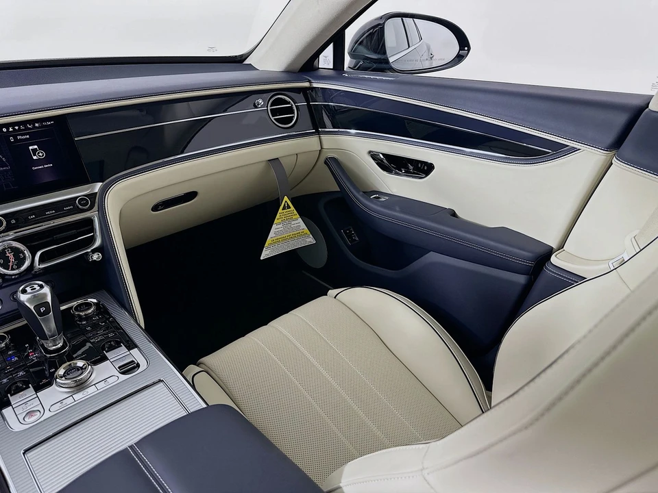 2026 Bentley Continental - Image 24 of 31