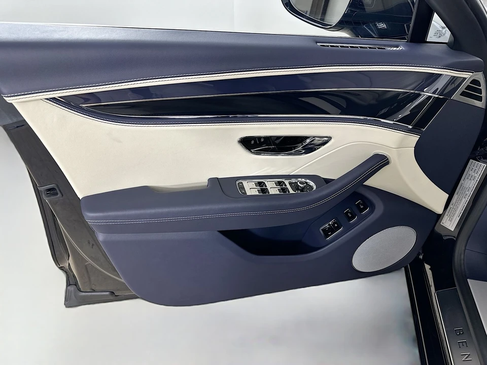 2026 Bentley Continental - Image 17 of 31