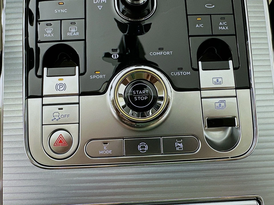 2026 Bentley Continental - Image 30 of 31