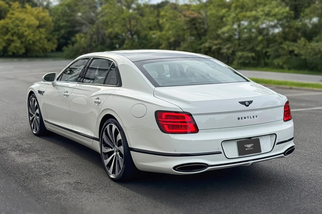 2026 Bentley Continental Flying Spur - Image 4 of 27