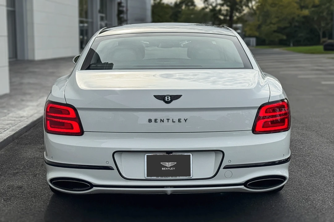 2026 Bentley Continental Flying Spur - Image 8 of 27