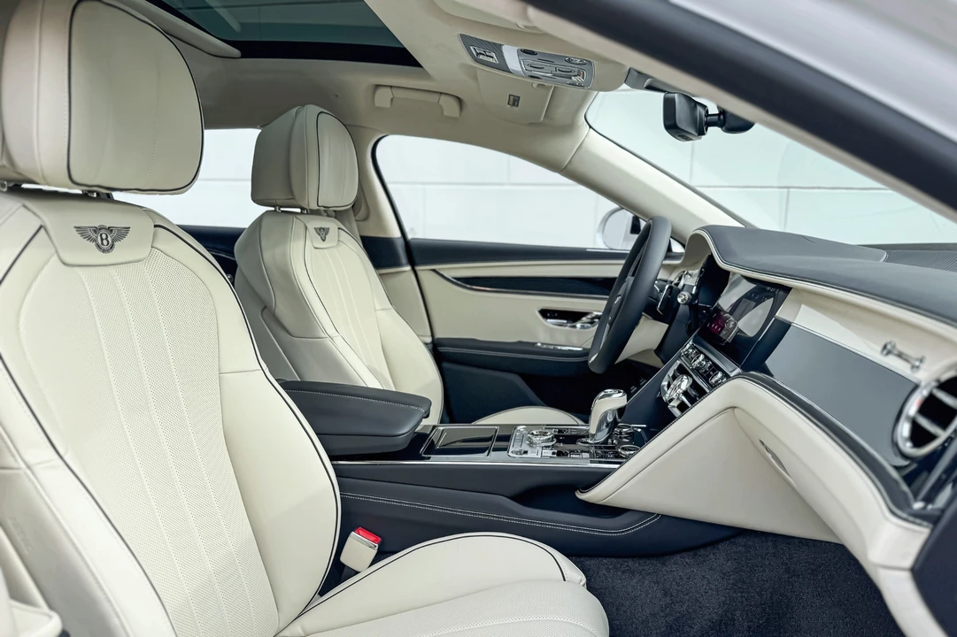 2026 Bentley Continental Flying Spur - Image 26 of 27