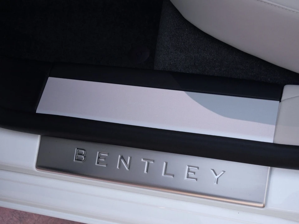 2026 Bentley - Image 20 of 27