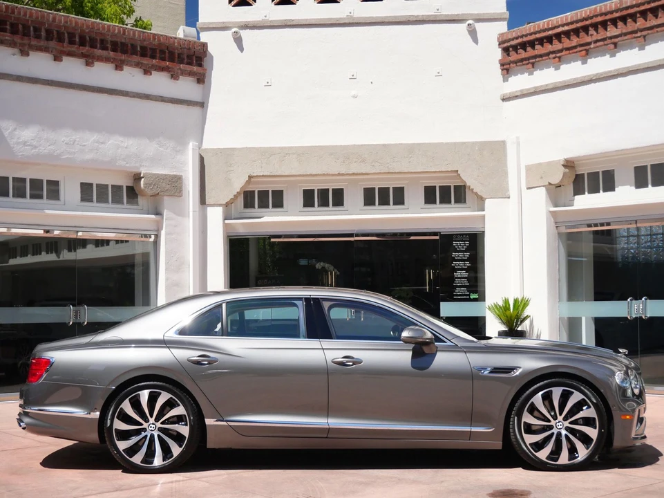 2026 Bentley Continental - Image 5 of 27