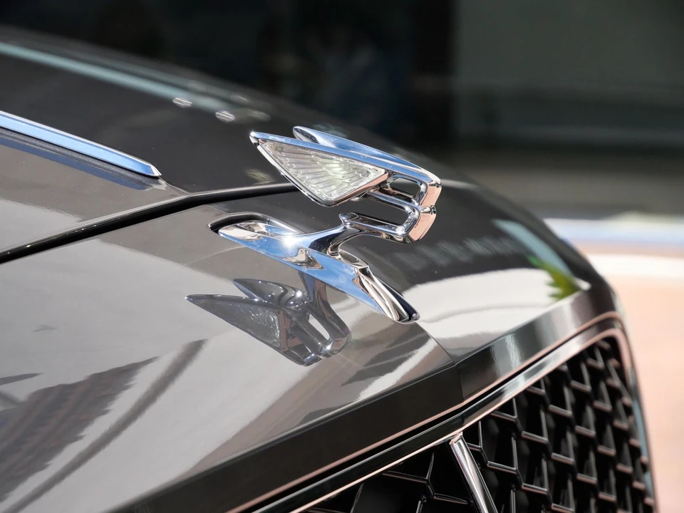 2026 Bentley Continental - Image 9 of 27