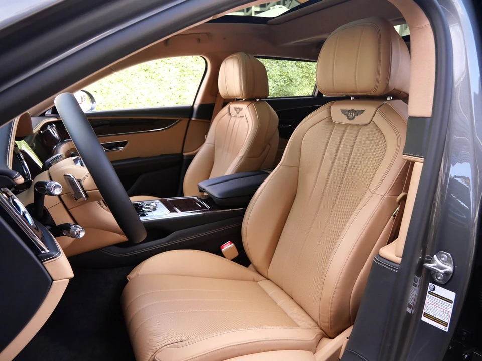 2026 Bentley Continental - Image 17 of 27