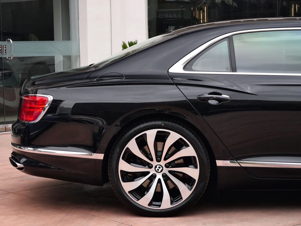 2026 Bentley Continental - Image 8 of 27