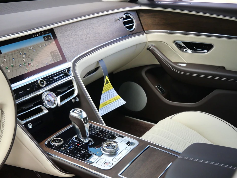 2026 Bentley Continental - Image 9 of 26