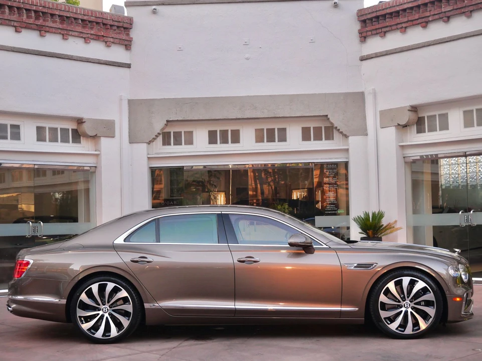 2026 Bentley Continental - Image 5 of 28