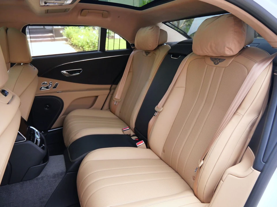 2026 Bentley Continental - Image 21 of 25