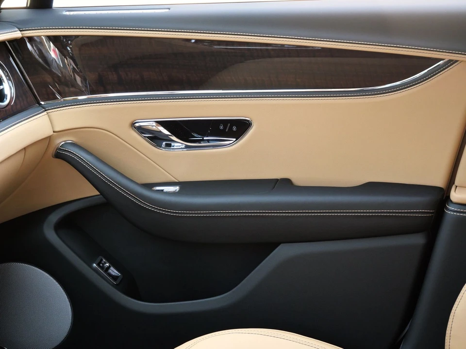 2026 Bentley Continental - Image 15 of 25