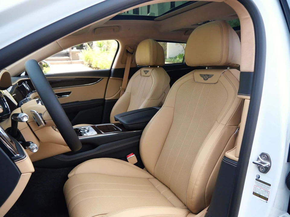 2026 Bentley Continental - Image 16 of 25