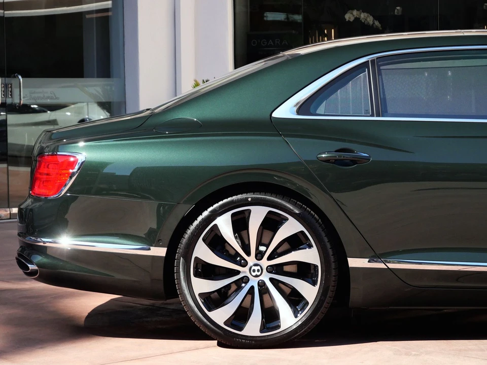 2026 Bentley - Image 8 of 27