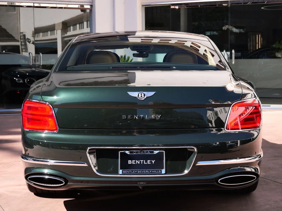 2026 Bentley - Image 7 of 27
