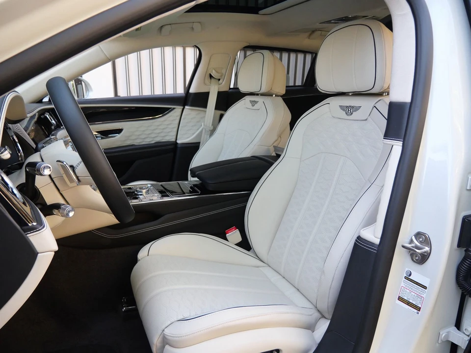 2026 Bentley Continental - Image 17 of 29