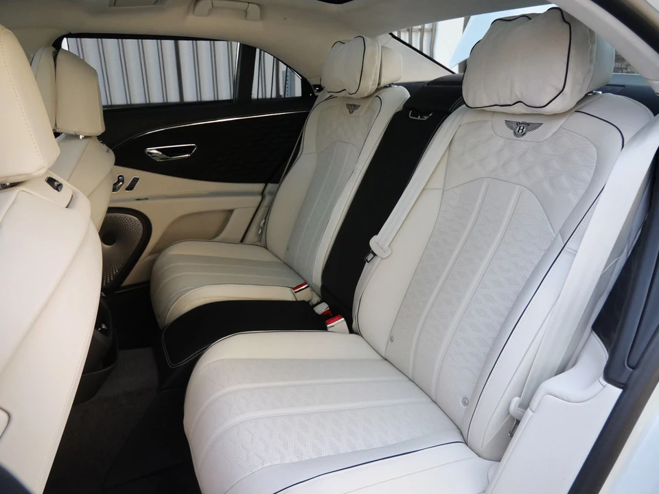 2026 Bentley Continental - Image 21 of 29