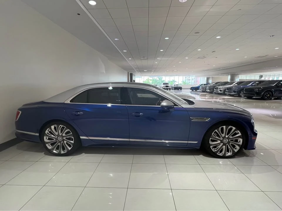 2026 Bentley Continental - Image 4 of 7