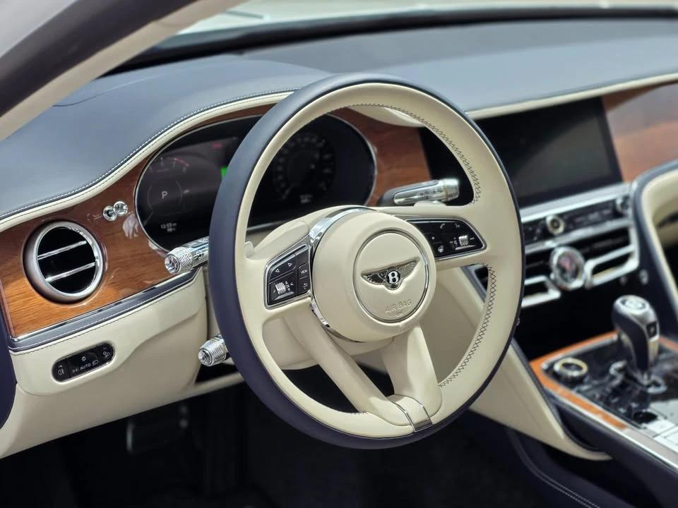 2026 Bentley Continental - Image 13 of 18