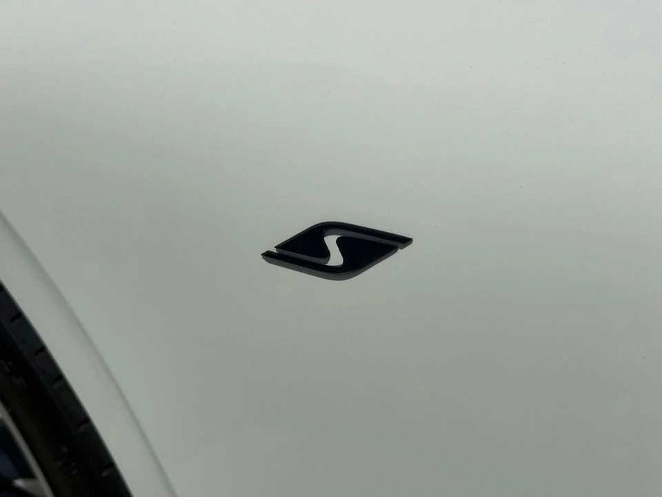 2026 Bentley - Image 19 of 31
